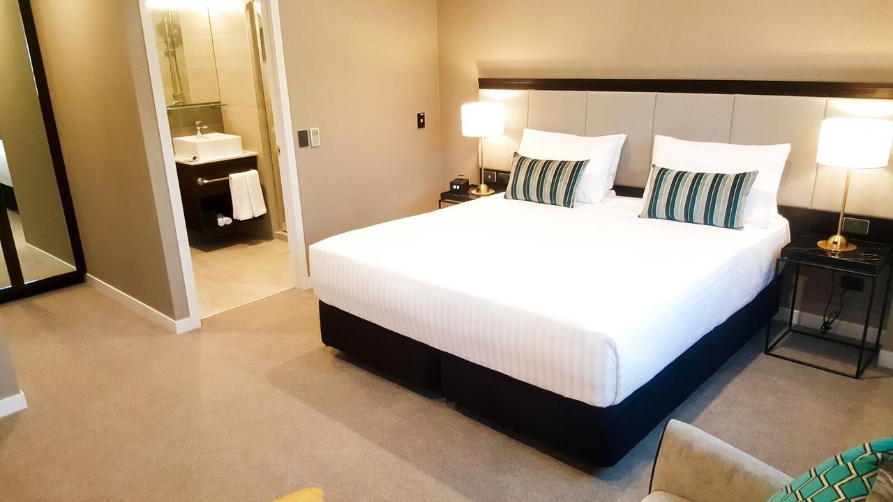 The Sebel Auckland Manukau Hotell Exteriör bild